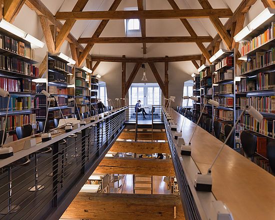 Bibliothek Totale